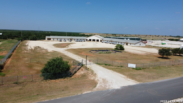 612 Service County Rd Property Photo 4