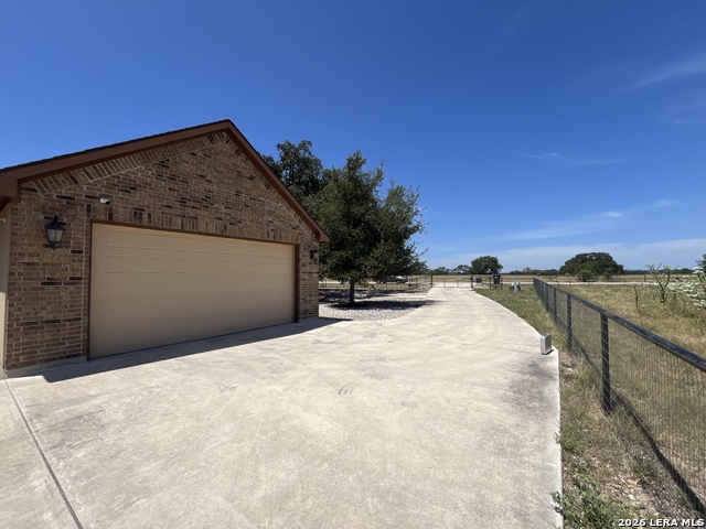 828 Martingale Property Photo 2