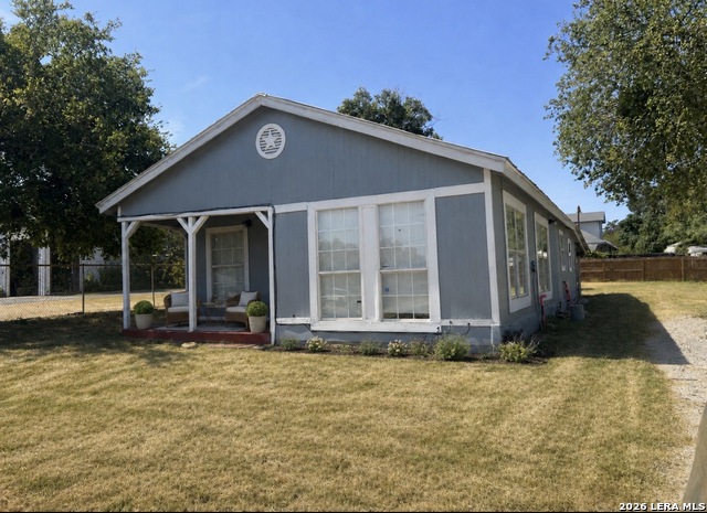 504 E Hondo Property Photo 1