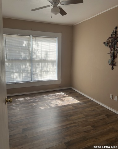 504 E Hondo Property Photo 8