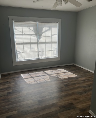 504 E Hondo Property Photo 9