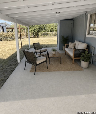 504 E Hondo Property Photo 13
