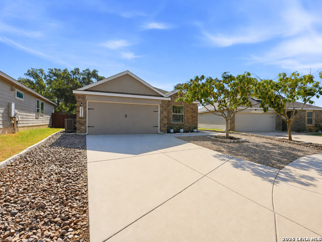 32116 Macey Oak Property Photo 1
