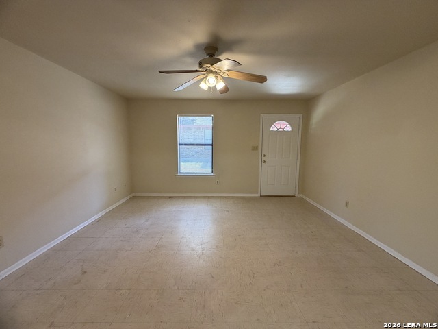 823 Dallas St Property Photo 4