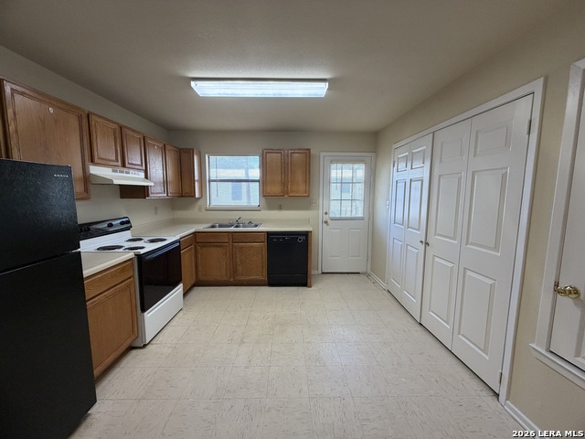 823 Dallas St Property Photo 5