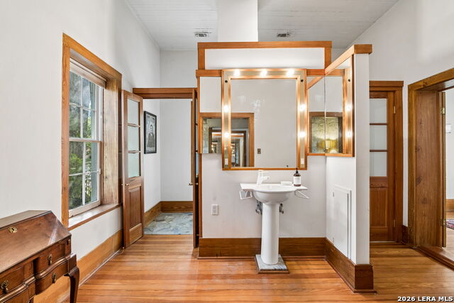 221 Madison Property Photo 11
