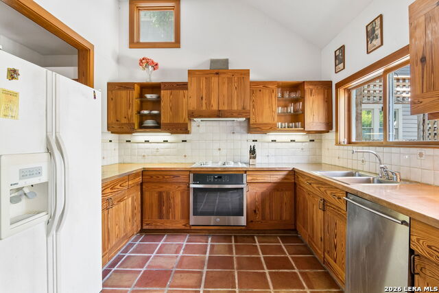 221 Madison Property Photo 30