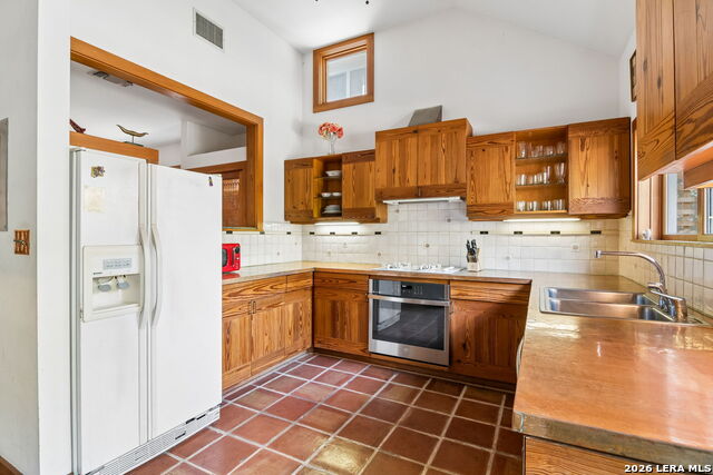 221 Madison Property Photo 31