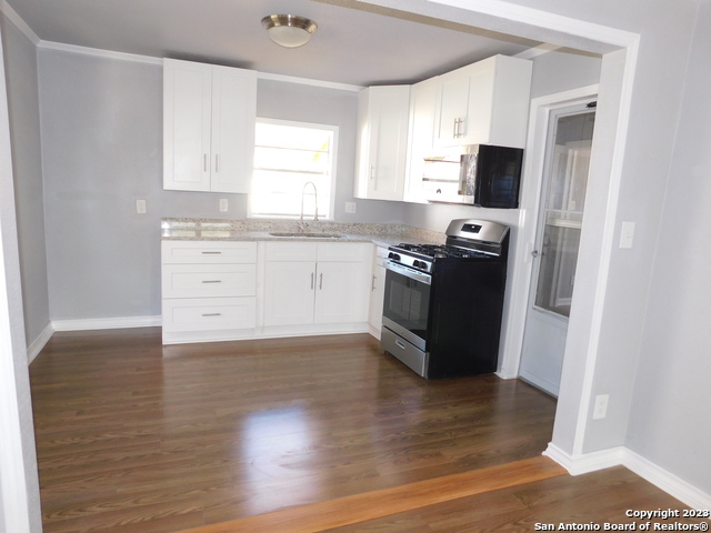 417 E Huff Ave Property Photo 9