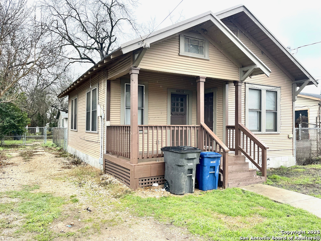 4810 John Victor Property Photo 1