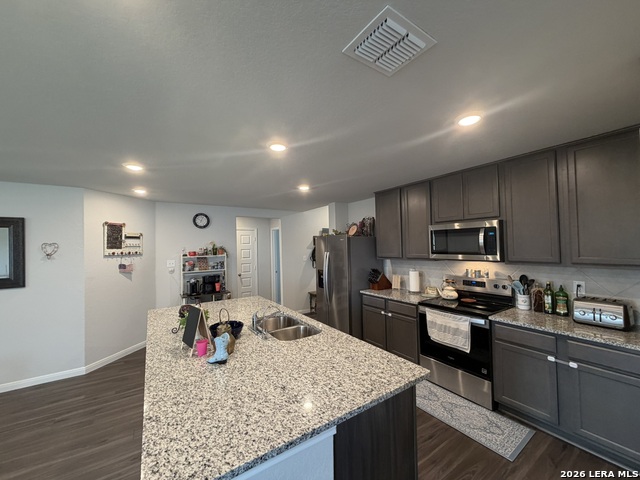 401 Lina Way Property Photo 10