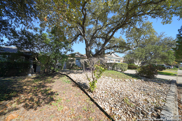 4211 Colonneh Trl Property Photo 4