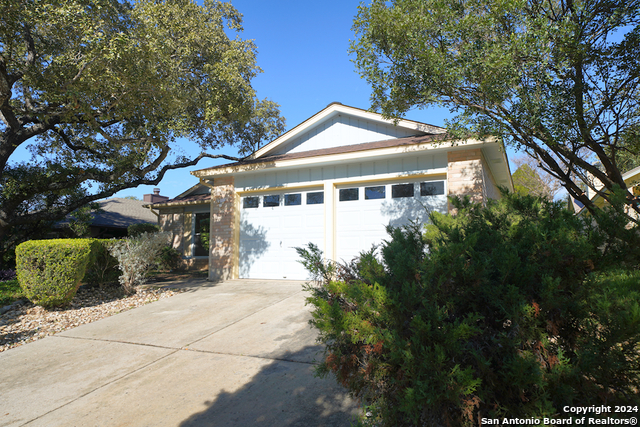 4211 Colonneh Trl Property Photo 5