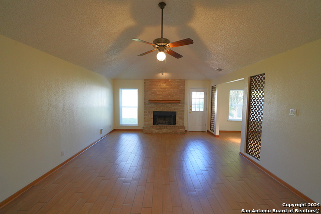 4211 Colonneh Trl Property Photo 14