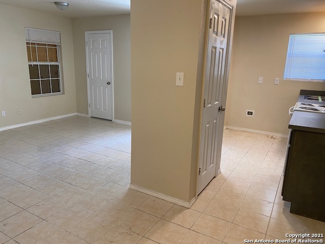 528 Wilcox Ave Property Photo 4