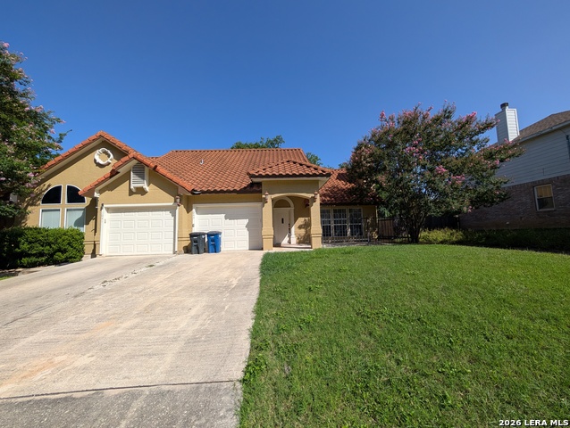 1043 Rivertree Dr Property Photo 2