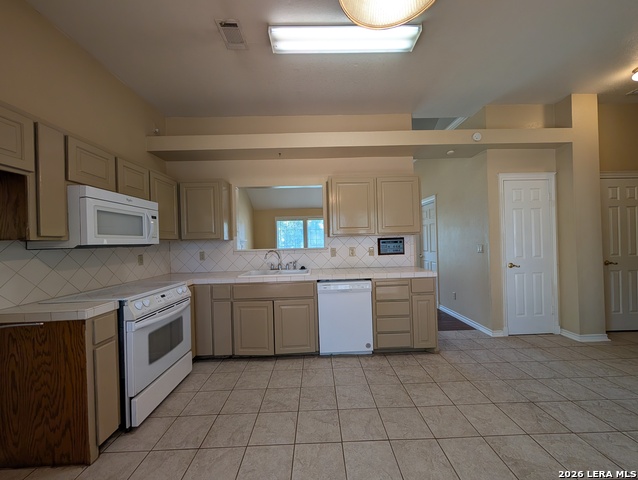 1043 Rivertree Dr Property Photo 10