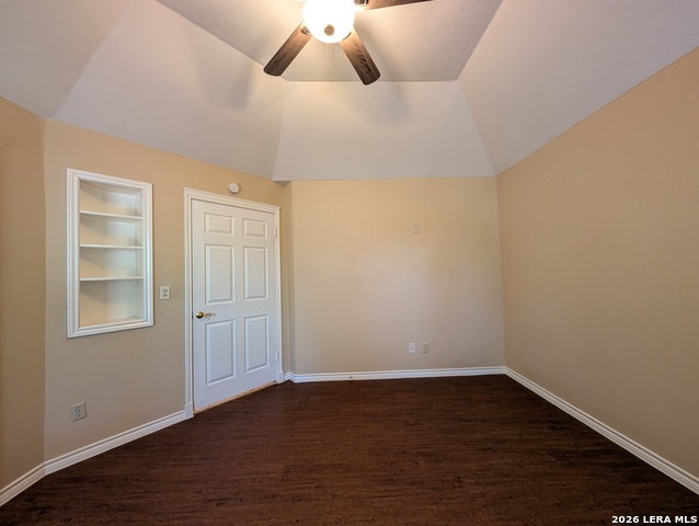 1043 Rivertree Dr Property Photo 15