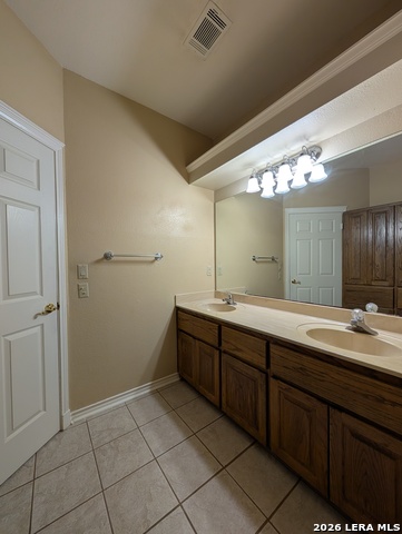 1043 Rivertree Dr Property Photo 17