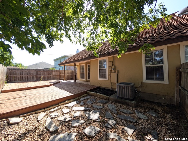 1043 Rivertree Dr Property Photo 25