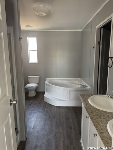 919 Kayroe Rd Property Photo 7