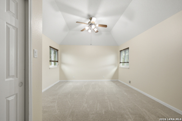 18143 Summer Knoll Dr Property Photo 34