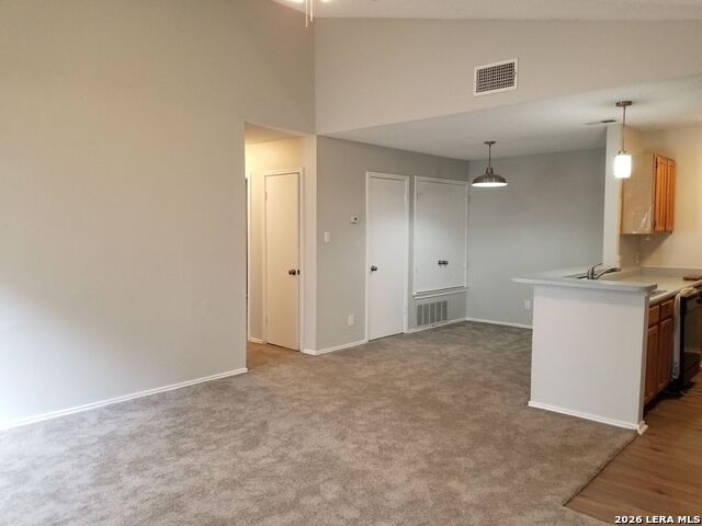 9207 Shadow Crest Dr Property Photo 7