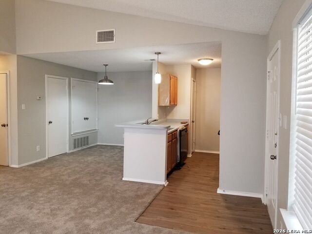 9207 Shadow Crest Dr Property Photo 10