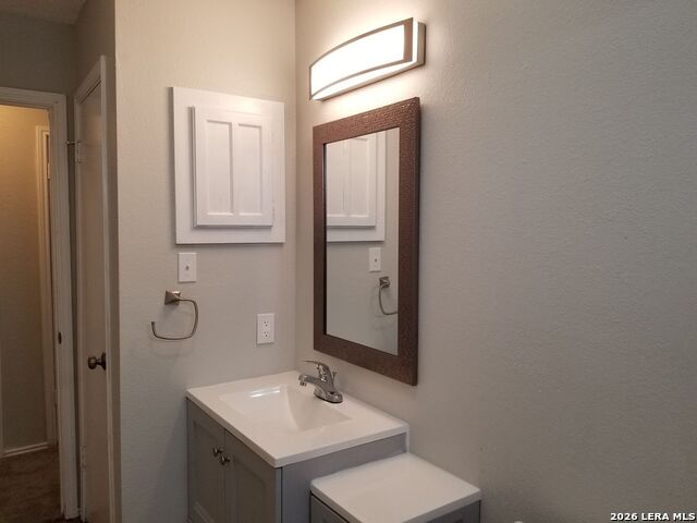 9207 Shadow Crest Dr Property Photo 14