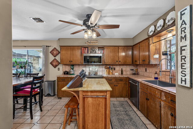 9707 Windwood Dr Property Photo 9