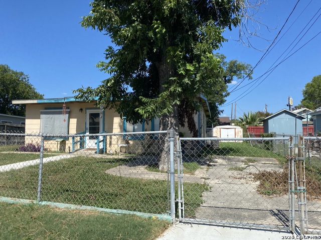 2040 Buffalo St Property Photo 1