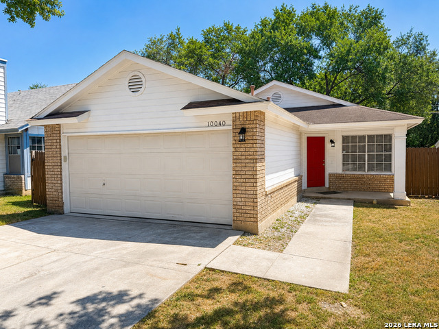 10040 Woodtrail Property Photo 1