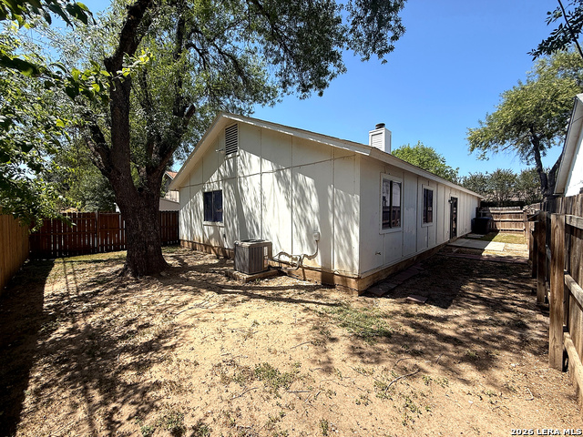 10040 Woodtrail Property Photo 19