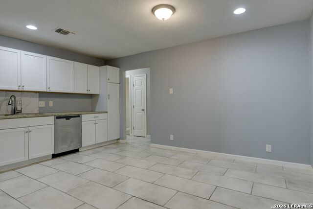 4342 Lehman Dr Property Photo 4