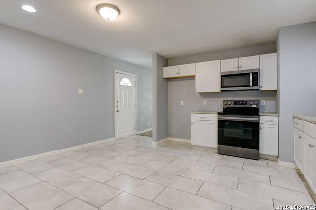 4342 Lehman Dr Property Photo 5