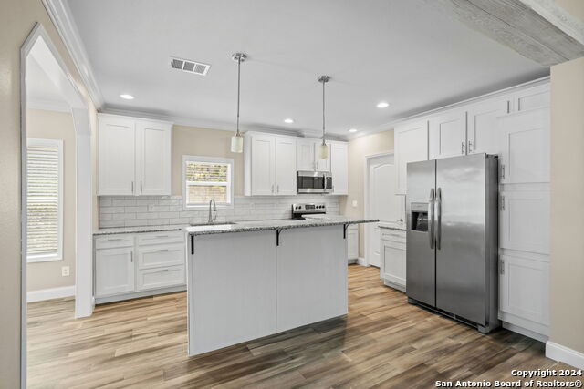 711 La Cresta Dr Property Photo 8