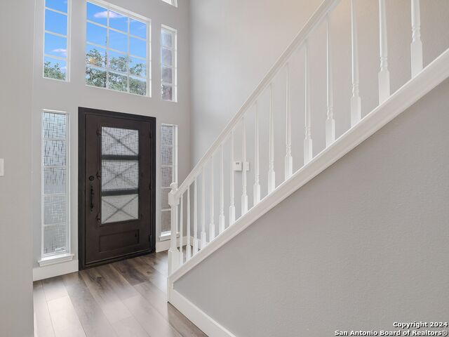 15711 Wolf Creek St Property Photo 4