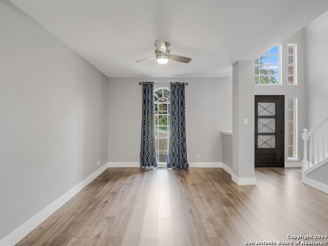 15711 Wolf Creek St Property Photo 6