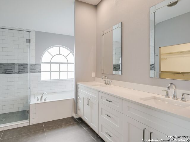 15711 Wolf Creek St Property Photo 18