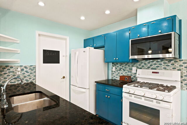 6702 Forest Dell St Property Photo 17