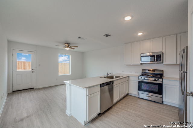 3704 Millbrook Way Property Photo 4