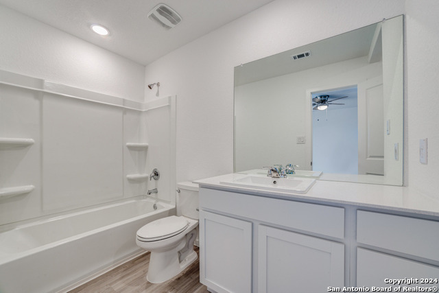 3704 Millbrook Way Property Photo 12