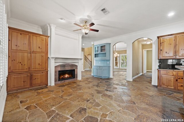 17323 Fountain Bluff Dr Property Photo 8
