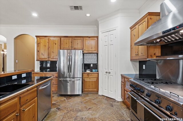 17323 Fountain Bluff Dr Property Photo 15