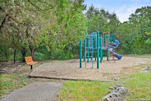 17323 Fountain Bluff Dr Property Photo 60