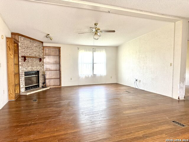 605 W County Road 678 Property Photo 6