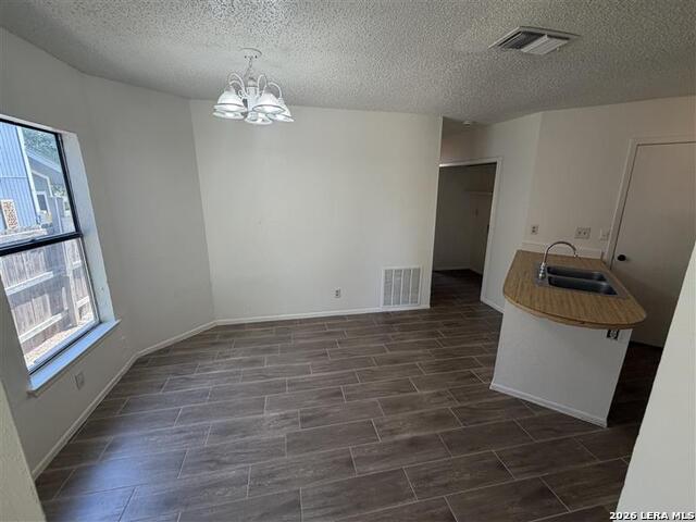9631 Bratton Dr Property Photo 4