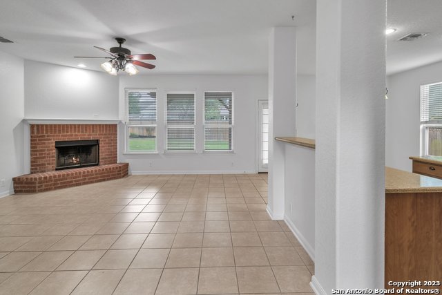 306 Birkdale Dr Property Photo 9