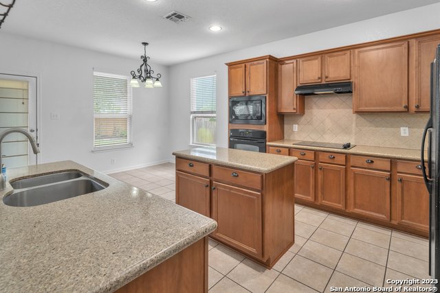 306 Birkdale Dr Property Photo 16