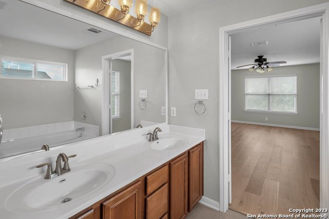 306 Birkdale Dr Property Photo 24